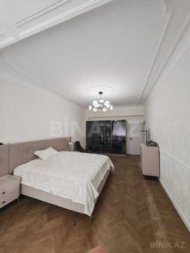 Продаётся 3-комн. новостройка 95 м², м. Низами, photo 1 from 12
