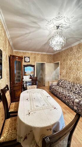 Satılır 3 otaqlı köhnə tikili 55 m², Memar Əcəmi m., photo 3 from 26