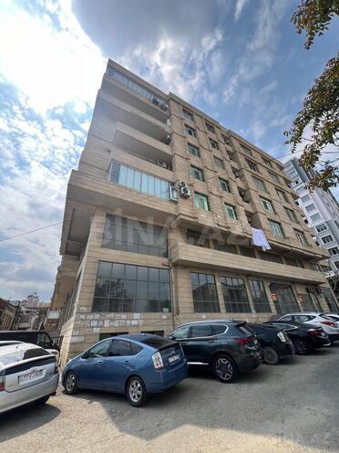 Продаётся  объект 136 м², м. Низами, photo 1 from 13