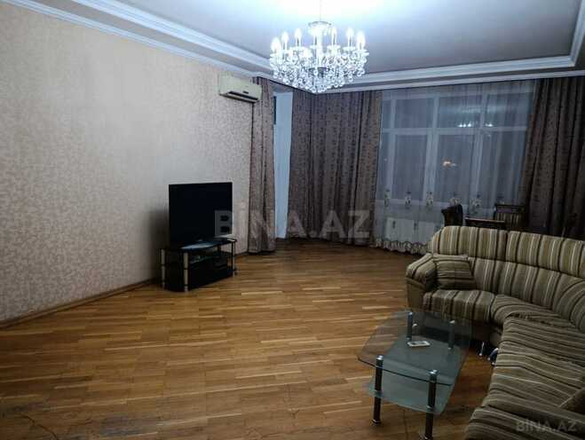 Сдаётся 3-комн. новостройка 140 м², м. Элмляр Академиясы, photo 10 from 32