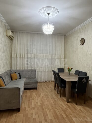 Продаётся 3-комн. вторичка 76 м², пос. Бакиханова, photo 1 from 14