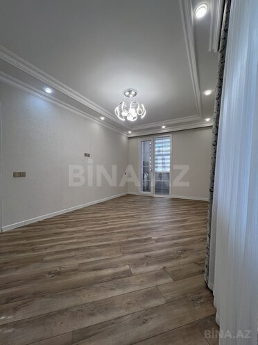 Продаётся 2-комн. вторичка 46 м², м. Кара Караев, photo 4 from 17