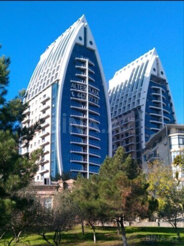 Продаётся 2-комн. новостройка 85 м², м. Элмляр Академиясы, photo 1 from 18