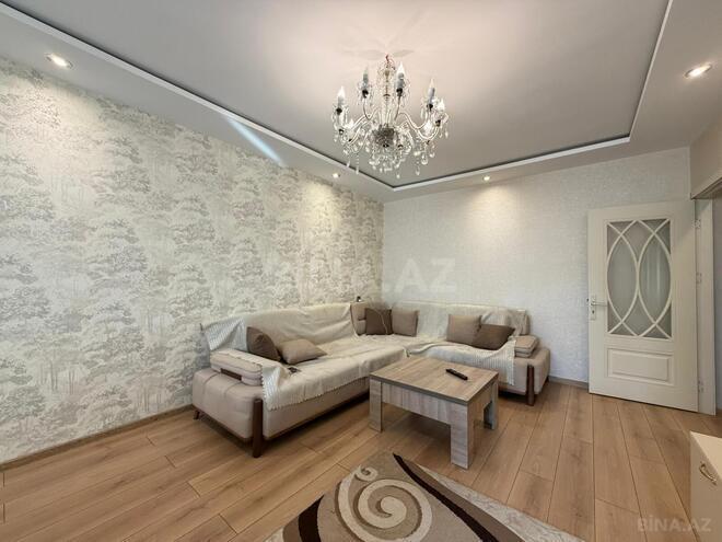 Продаётся 3-комн. вторичка 80 м², пос. Бакиханова, photo 1 from 31