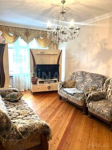Продаётся 3-комн. вторичка 86 м², м. Ази Асланов, photo 1 from 13