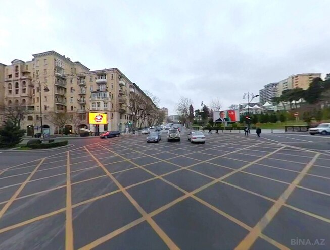 Продаётся 3-комн. вторичка 80.5 м², м. Низами, photo 4 from 14