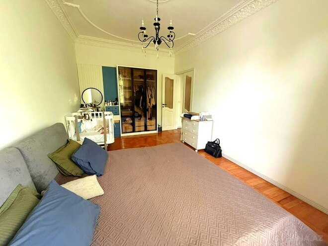 Продаётся 3-комн. вторичка 80.5 м², м. Низами, photo 7 from 14