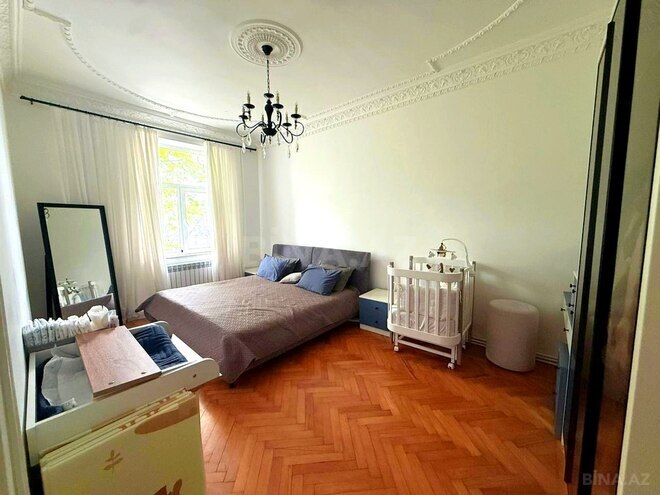 Продаётся 3-комн. вторичка 80.5 м², м. Низами, photo 6 from 14