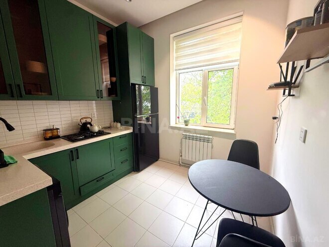 Продаётся 3-комн. вторичка 80.5 м², м. Низами, photo 10 from 14