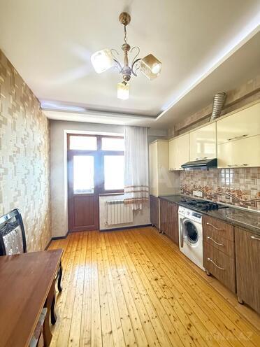 Сдаётся 2-комн. новостройка 80 м², м. Ази Асланов, photo 12 from 19