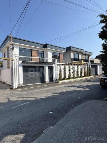 Satılır 5 otaqlı həyət evi/bağ evi 230 m², Badamdar q., photo 1 from 12