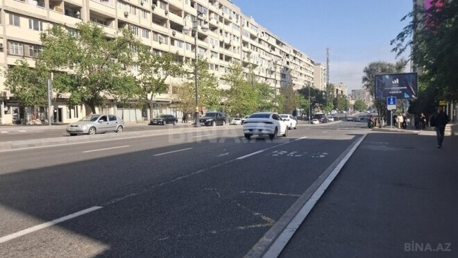 Satılır 3 otaqlı köhnə tikili 73 m², İnşaatçılar m., photo 9 from 18