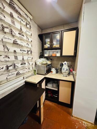 Satılır 2 otaqlı köhnə tikili 45 m², Bakıxanov q., photo 5 from 9
