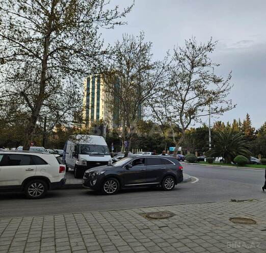 Продаётся 3-комн. вторичка 80 м², Ясамальский р., photo 10 from 12