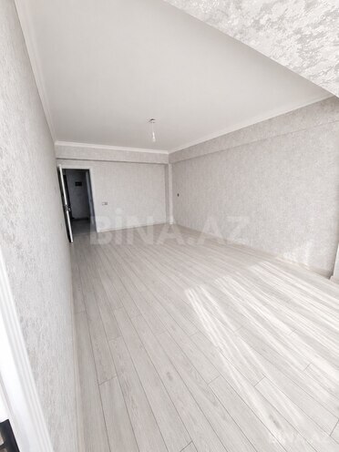 Продаётся 3-комн. вторичка 70 м², м. Иншаатчылар, photo 3 from 7