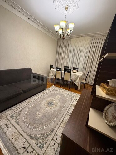 Сдаётся 2-комн. вторичка 65 м², м. Иншаатчылар, photo 1 from 10