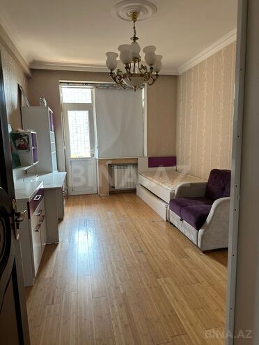 Сдаётся 3-комн. новостройка 127 м², м. Нариман Нариманов, photo 8 from 15