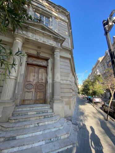 İcarəyə verilir 3 otaqlı köhnə tikili 100 m², 28 May m., photo 3 from 21