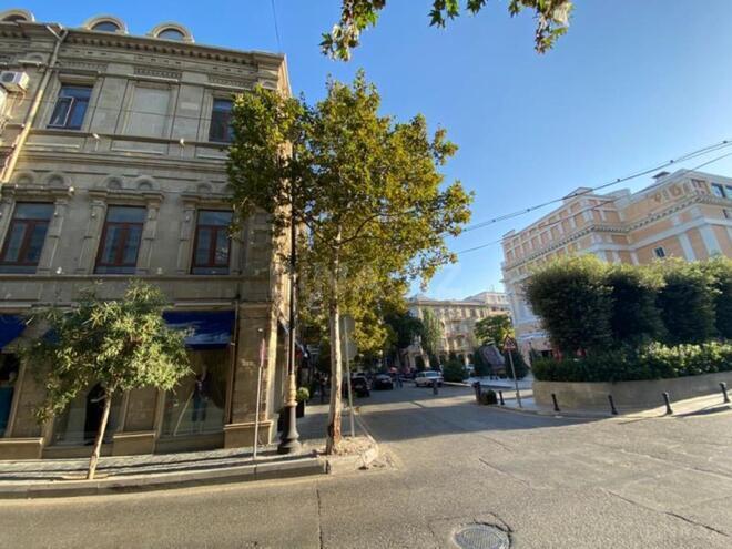 İcarəyə verilir 3 otaqlı köhnə tikili 100 m², 28 May m., photo 1 from 21