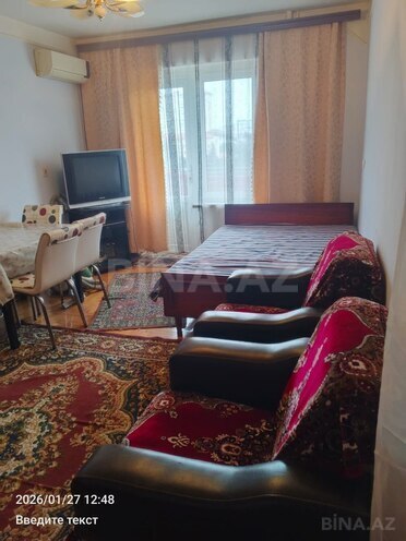 Сдаётся 1-комн. вторичка 35 м², м. Нефтчиляр, photo 1 from 9