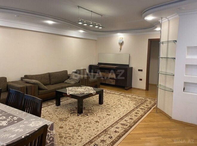 Сдаётся 2-комн. вторичка 90 м², Ясамальский р., photo 3 from 12