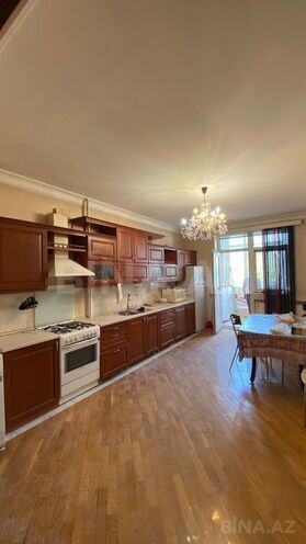 Сдаётся 3-комн. новостройка 140 м², м. Низами, photo 14 from 21
