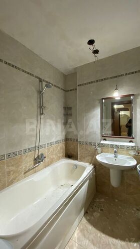 Сдаётся 3-комн. новостройка 140 м², м. Низами, photo 19 from 21