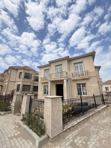 Продаётся 6-комн. дом/дача 230 м², пос. Sea Breeze, photo 1 from 23