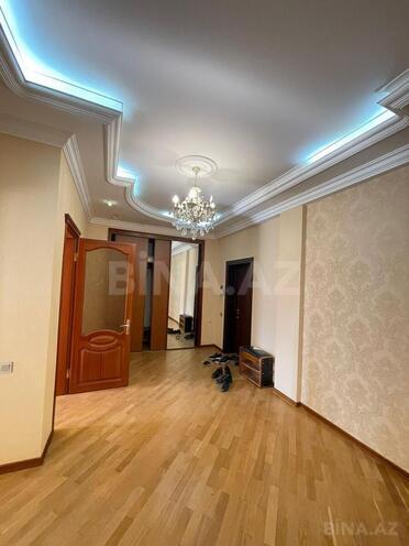 Сдаётся 3-комн. новостройка 140 м², Насиминский  р., photo 18 from 19