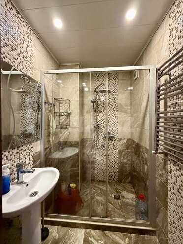 Продаётся 4-комн. новостройка 110 м², Абшеронcкий  р., photo 13 from 18