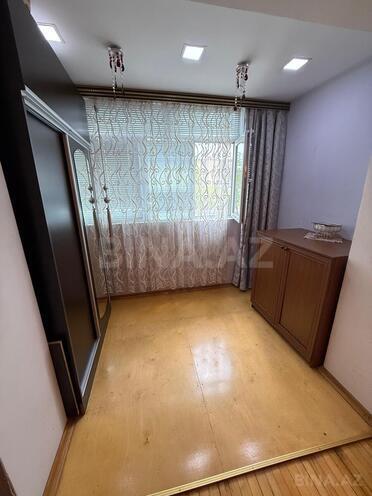 Продаётся 3-комн. вторичка 70 м², м. Кара Караев, photo 7 from 12