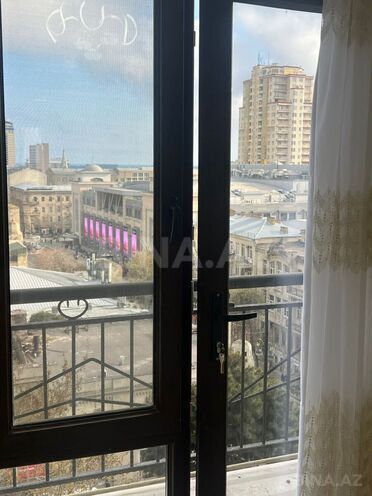 İcarəyə verilir 3 otaqlı yeni tikili 80 m², 28 May m., photo 11 from 15