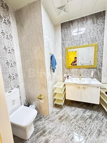 Сдаётся 3-комн. новостройка 145 м², Хатаинский р., photo 22 from 23