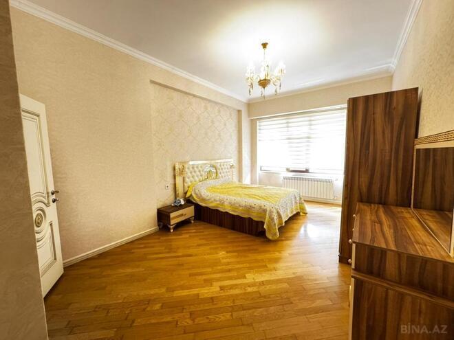 Сдаётся 3-комн. новостройка 145 м², Хатаинский р., photo 18 from 23