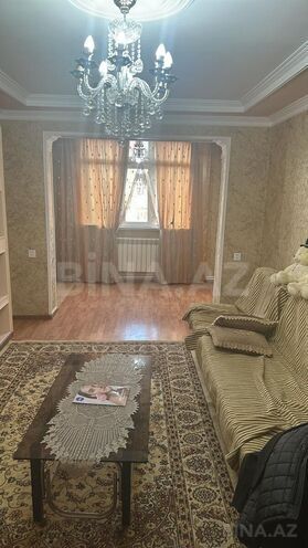 Продаётся 3-комн. вторичка 78 м², Абшеронcкий  р., photo 1 from 9