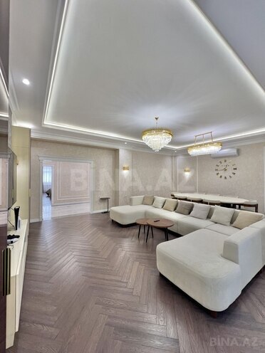 Продаётся 3-комн. новостройка 183 м², пос. 8-й мкр, photo 5 from 17