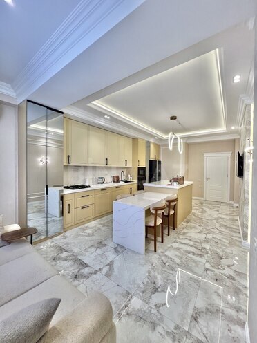 Продаётся 3-комн. новостройка 183 м², пос. 8-й мкр, photo 7 from 17