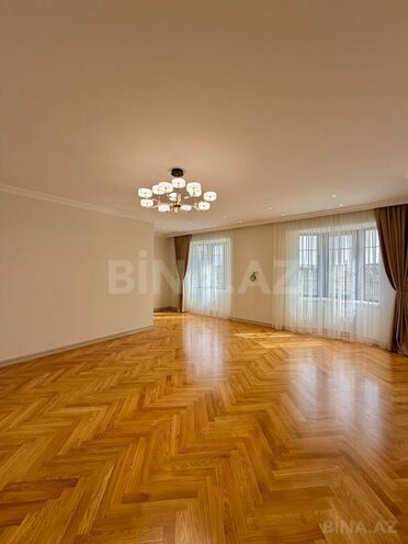Продаётся 7-комн. дом/дача 600 м², пос. Шувеляны, photo 25 from 32