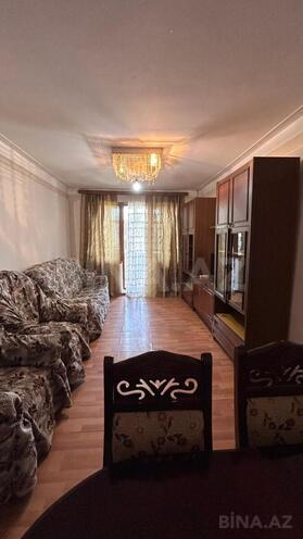 Сдаётся 2-комн. вторичка 50 м², м. Нефтчиляр, photo 1 from 9