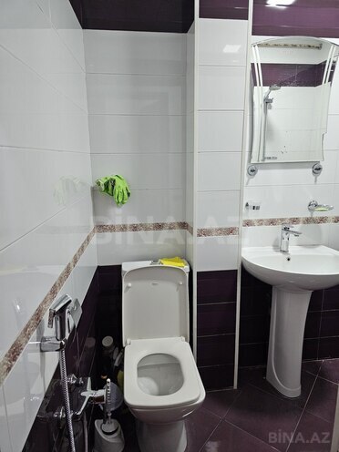 Продаётся 3-комн. вторичка 75 м², м. Кара Караев, photo 10 from 20