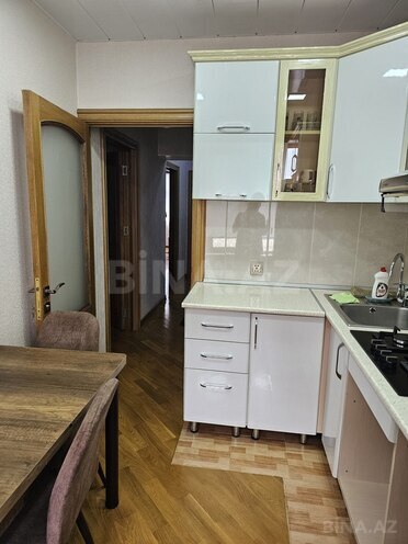Продаётся 3-комн. вторичка 75 м², м. Кара Караев, photo 13 from 20
