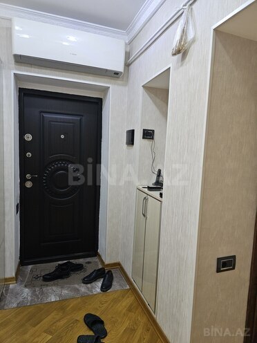 Продаётся 3-комн. вторичка 75 м², м. Кара Караев, photo 6 from 20