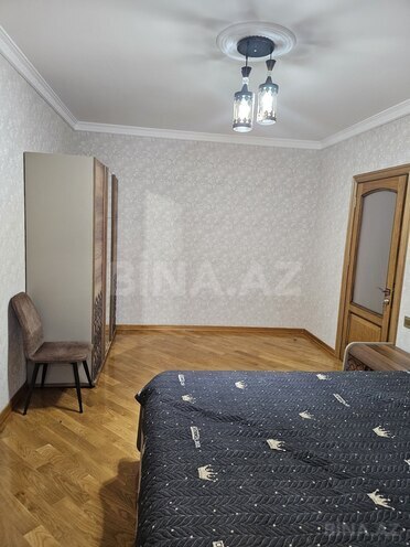 Продаётся 3-комн. вторичка 75 м², м. Кара Караев, photo 15 from 20