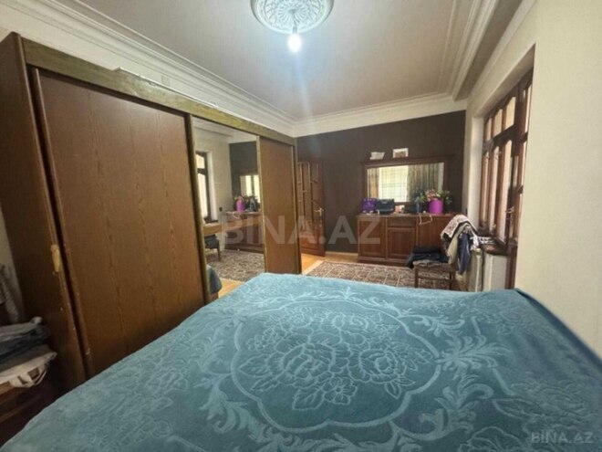 Продаётся 4-комн. вторичка 110 м², м. Нефтчиляр, photo 4 from 13