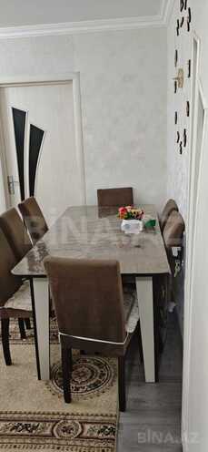 Продаётся 2-комн. вторичка 57 м², м. Нефтчиляр, photo 1 from 11