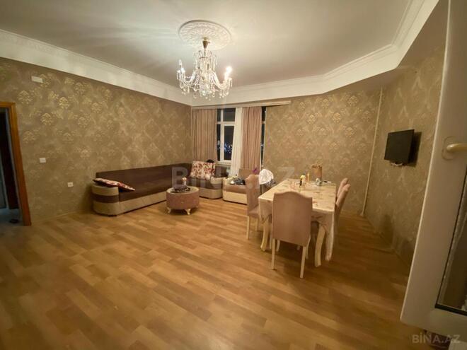 Сдаётся 3-комн. новостройка 80 м², Хатаинский р., photo 1 from 11