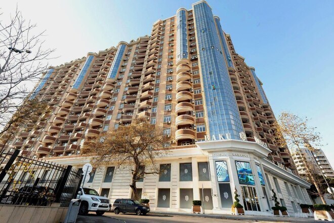 Продаётся 3-комн. новостройка 130 м², м. Гянджлик, photo 1 from 29