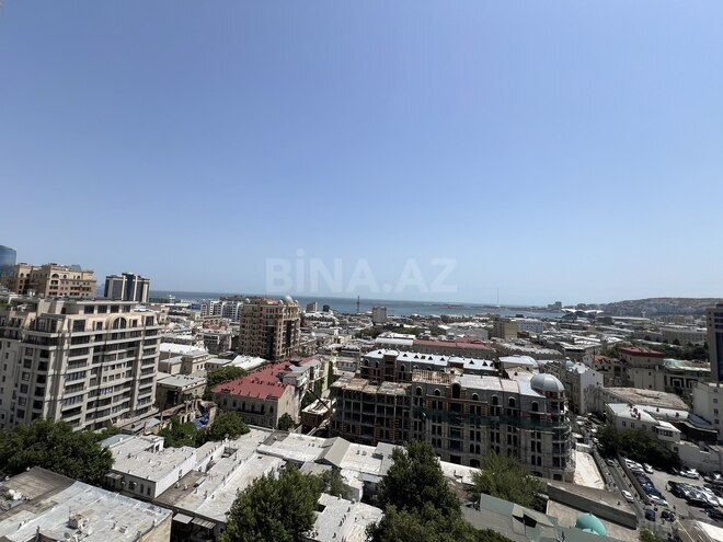 Satılır 4 otaqlı yeni tikili 179 m², Sahil m., photo 1 from 23