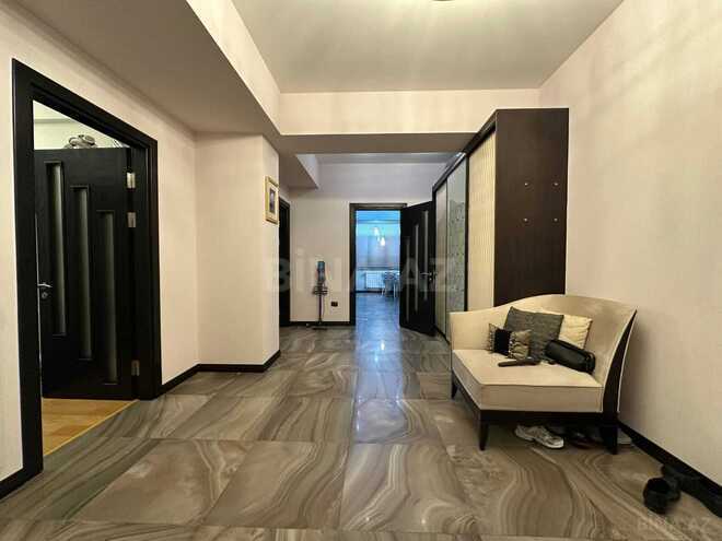 Продаётся 3-комн. новостройка 147 м², м. Низами, photo 7 from 12