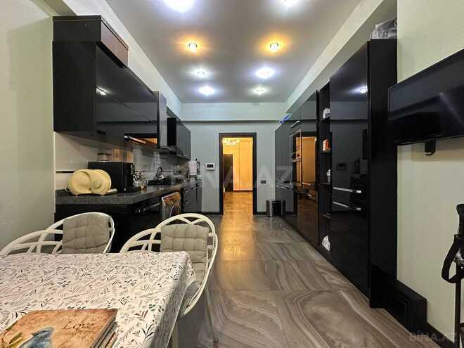 Продаётся 3-комн. новостройка 147 м², м. Низами, photo 4 from 12